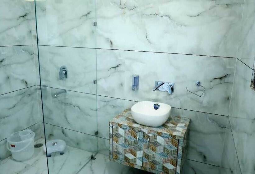 Fotos del hotel Royal Villa Ii By Shrigo S:  5