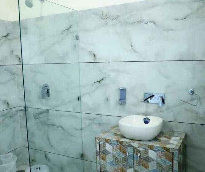 Fotos del hotel Royal Villa Ii By Shrigo S:  9