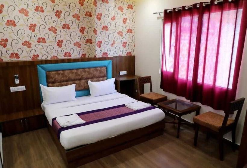 Fotos del hotel Royal Villa Ii By Shrigo S:  6