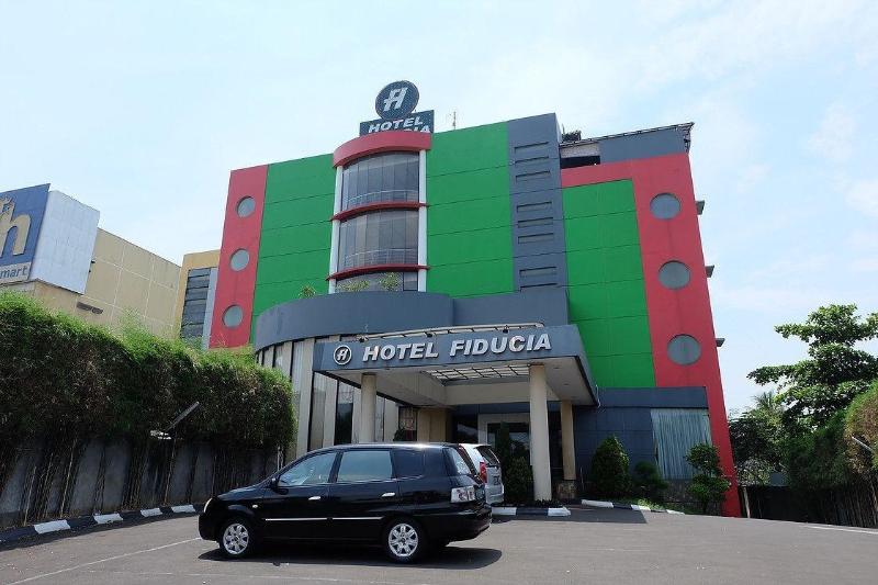 Sans Hotel Fiducia Serpong