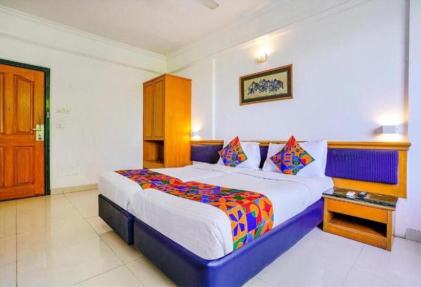 Fotos del hotel Treebo Trend Golden Emerald:  13