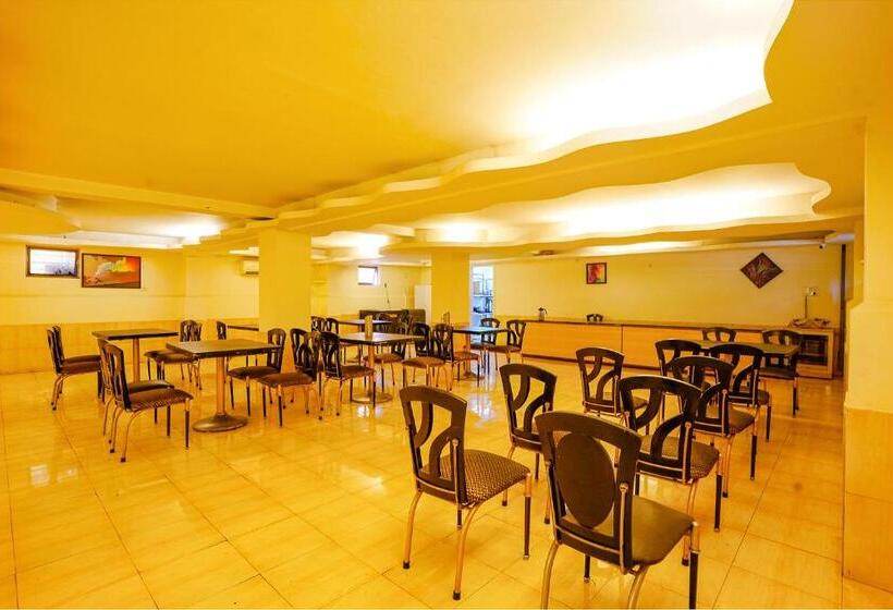 Fotos del hotel Treebo Trend Golden Emerald:  8