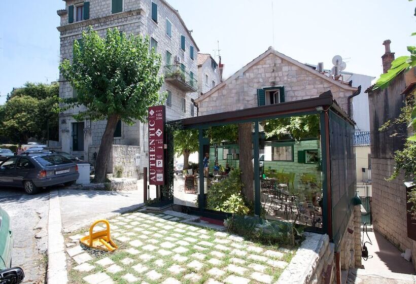 Fotos del hotel Authentic:  7