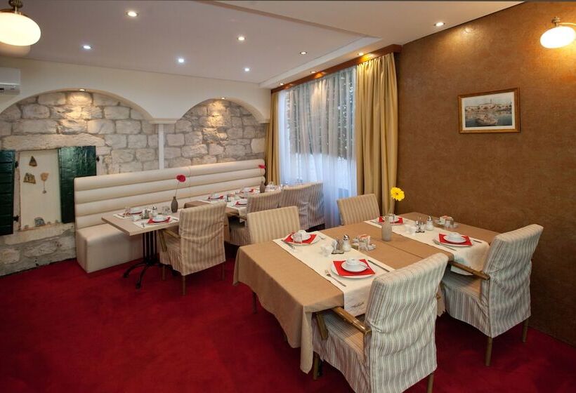 Fotos del hotel Authentic:  11