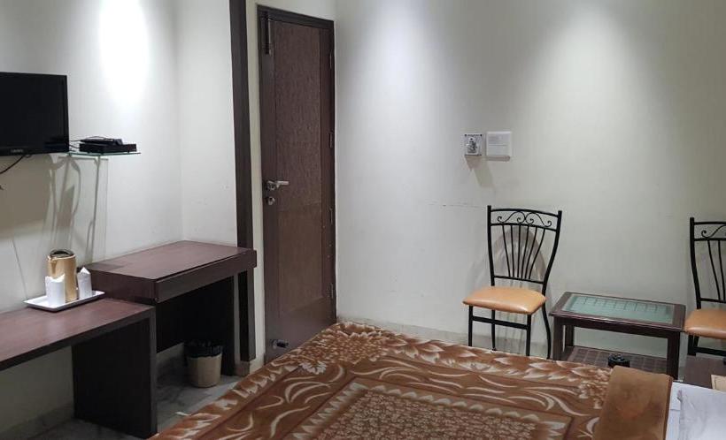 Fotos del hotel Megha Palace:  10