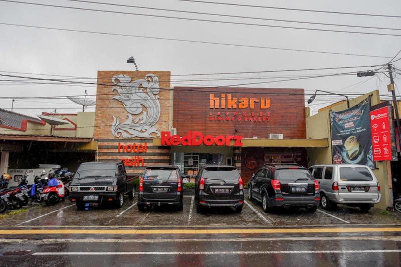 Fotos del hotel Reddoorz Plus @ Hotel Asih Uny:  19