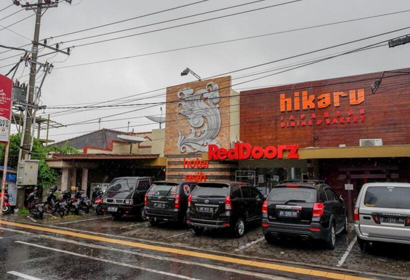 Fotos del hotel Reddoorz Plus @ Hotel Asih Uny:  24