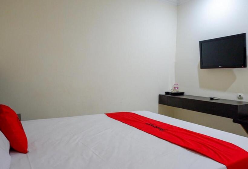Fotos del hotel Reddoorz Plus @ Hotel Asih Uny:  3