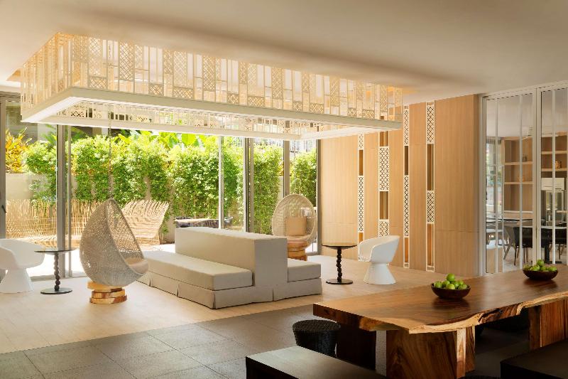 Fotos del hotel The Andaman Beach  Phuket Patong:  2