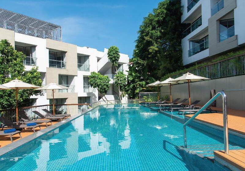 Fotos del hotel The Andaman Beach  Phuket Patong:  3