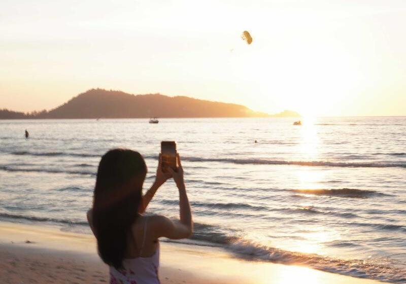 Fotos del hotel The Andaman Beach  Phuket Patong:  8