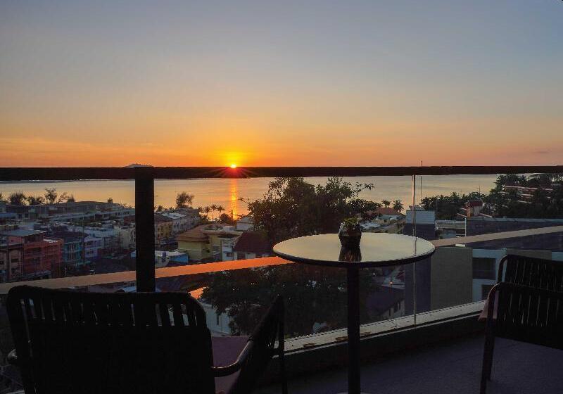 Fotos del hotel The Andaman Beach  Phuket Patong:  15