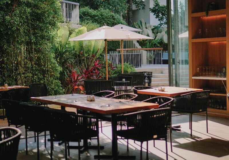 Fotos del hotel The Andaman Beach  Phuket Patong:  6