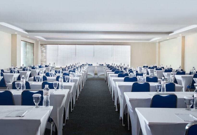 Fotos del hotel The Evitel Resort Ubud:  4