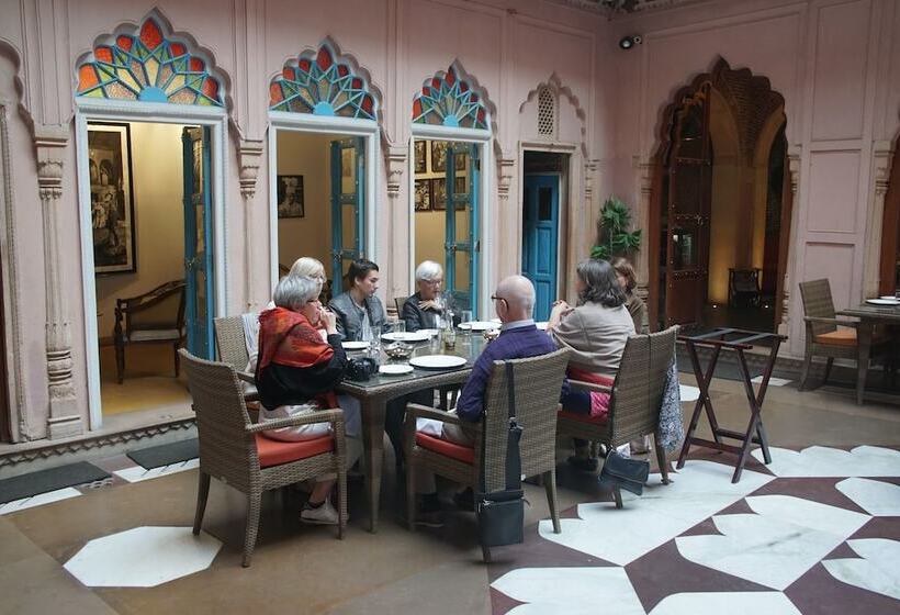 Fotos del hotel Haveli Dharampura  Unesco Awarded Boutique Heritage:  5