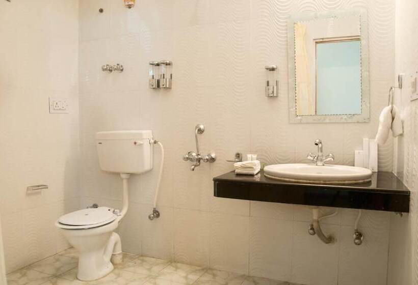 Fotos del hotel Treebo Trend Celebriti Manali:  7