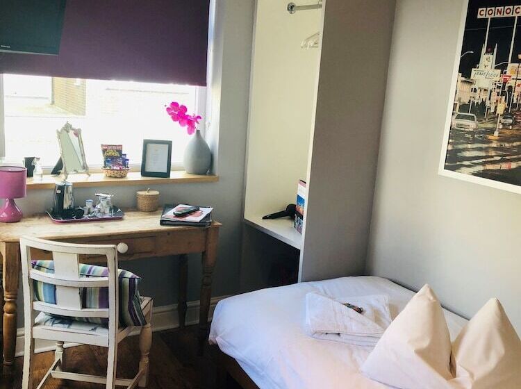 Fotos del hotel The Oriental  Guest House:  6