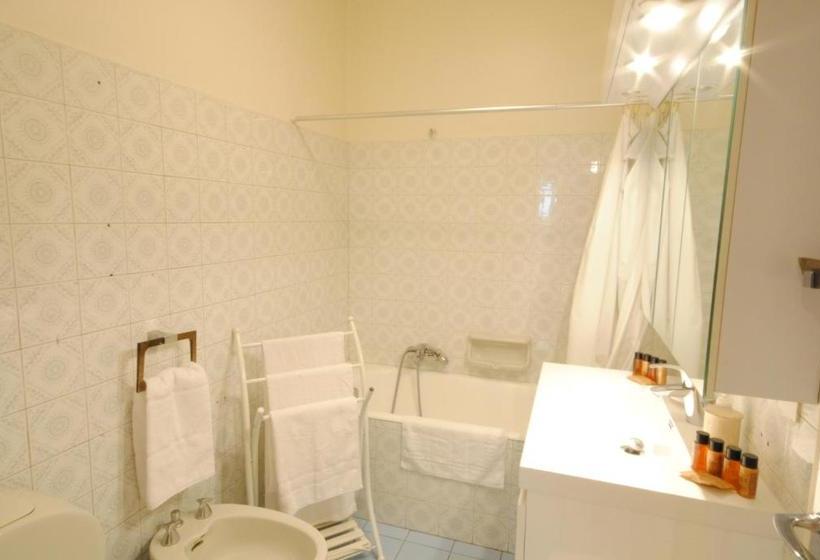 Fotos del hotel Villa Les Palmes:  4