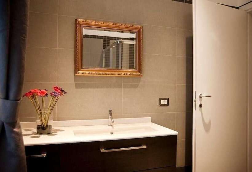 Fotos del hotel Erïk Langer House:  16