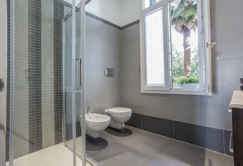 Fotos del hotel Erïk Langer House:  4