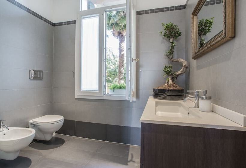 Fotos del hotel Erïk Langer House:  10