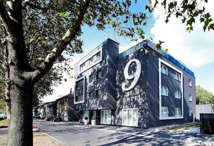 Fotos del hotel 9:  21