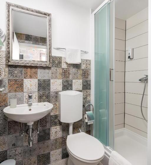 Fotos del hotel Captain S Guest House:  7