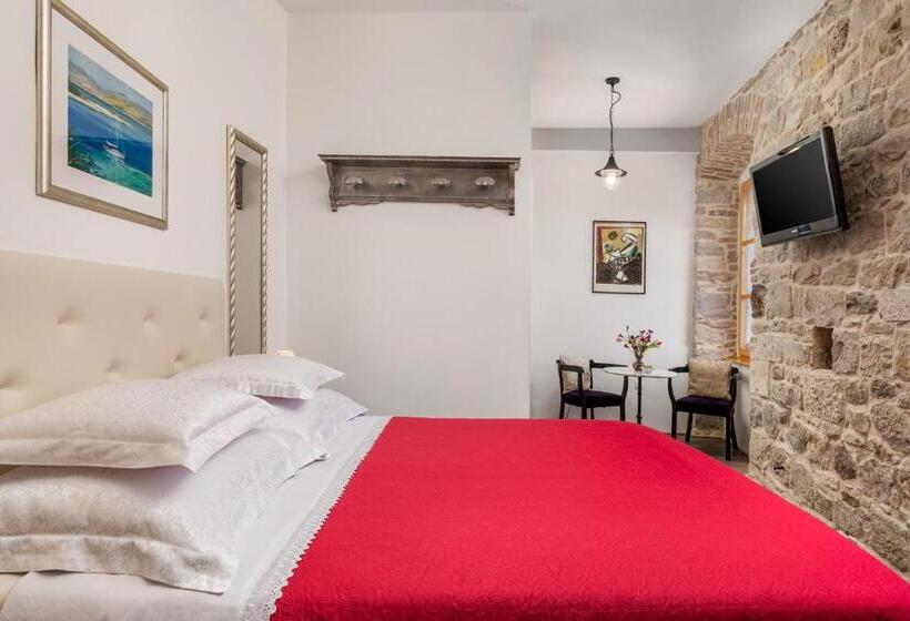 Fotos del hotel Captain S Guest House:  19