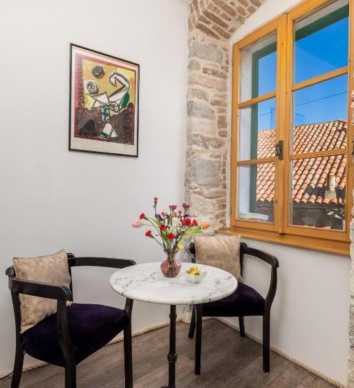 Fotos del hotel Captain S Guest House:  9