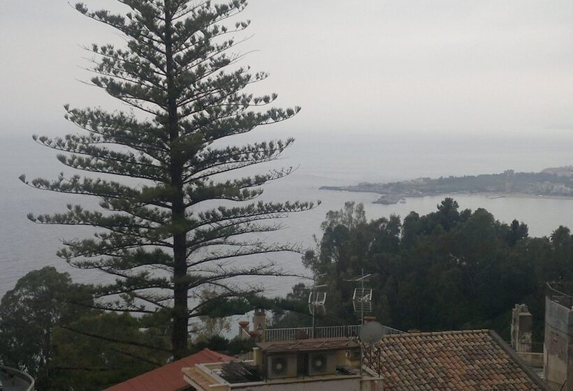 Fotos del hotel Villa Floresta Taormina:  5