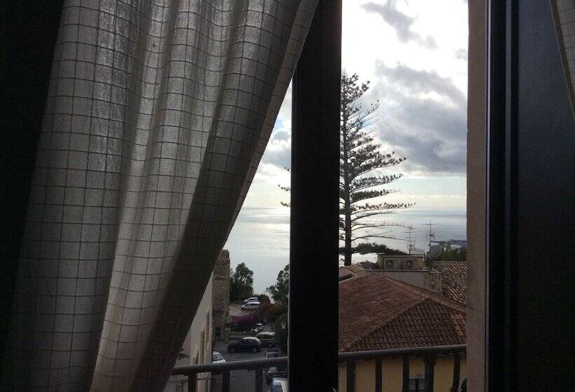 Fotos del hotel Villa Floresta Taormina:  9