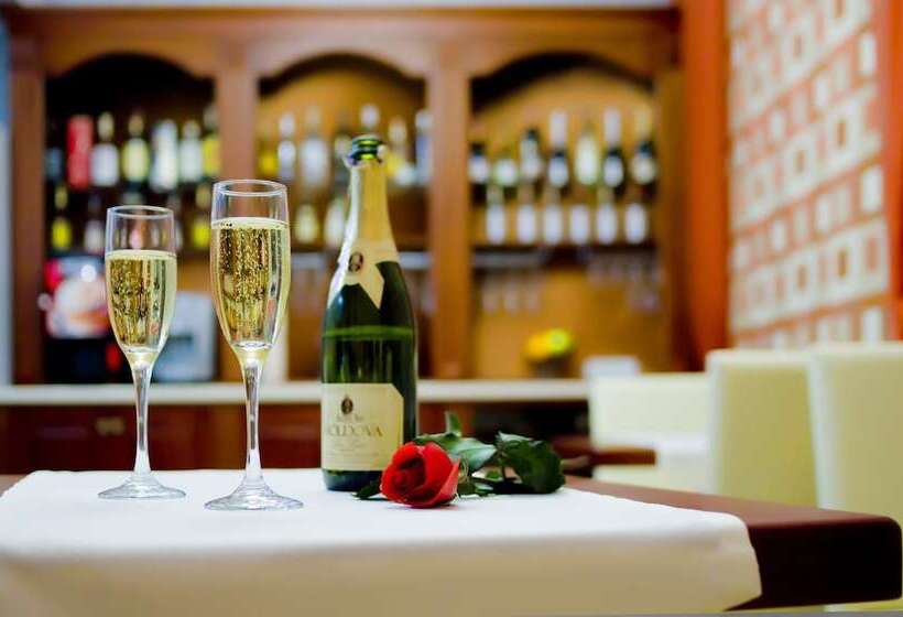 Fotos del hotel Villa Rossa:  12