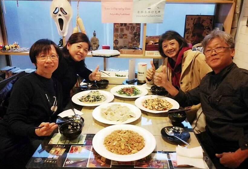 Alley Youth Hostel Xi An