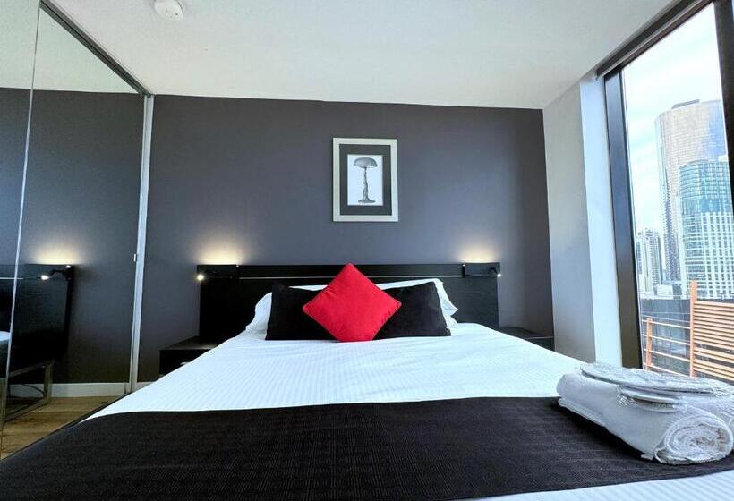 Aura On Flinders Serviced Apartments