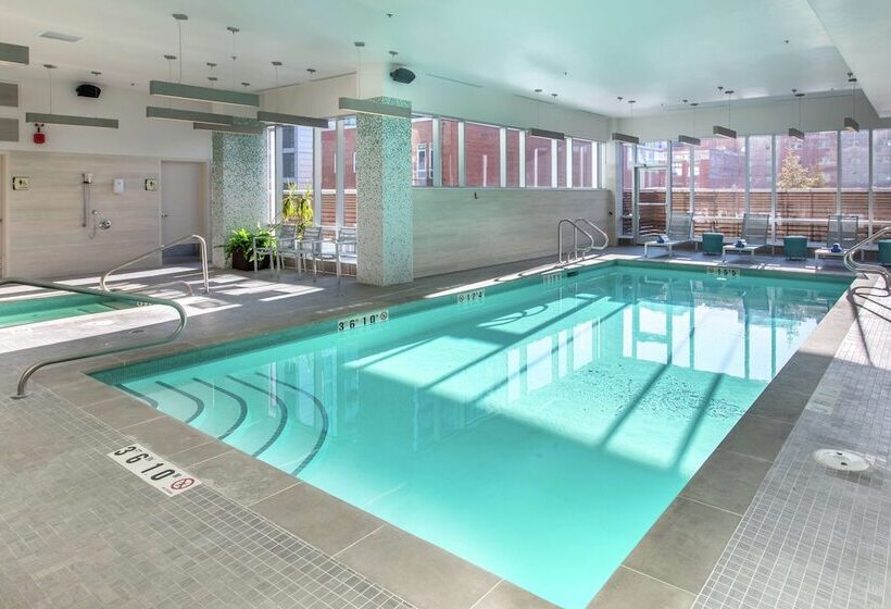 Fotos del hotel Homewood Suites By Hilton Calgary Downtown:  3