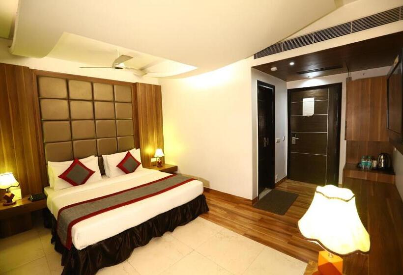 Fotos del hotel Twin Tree Naraina:  2