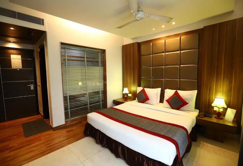 Fotos del hotel Twin Tree Naraina:  11