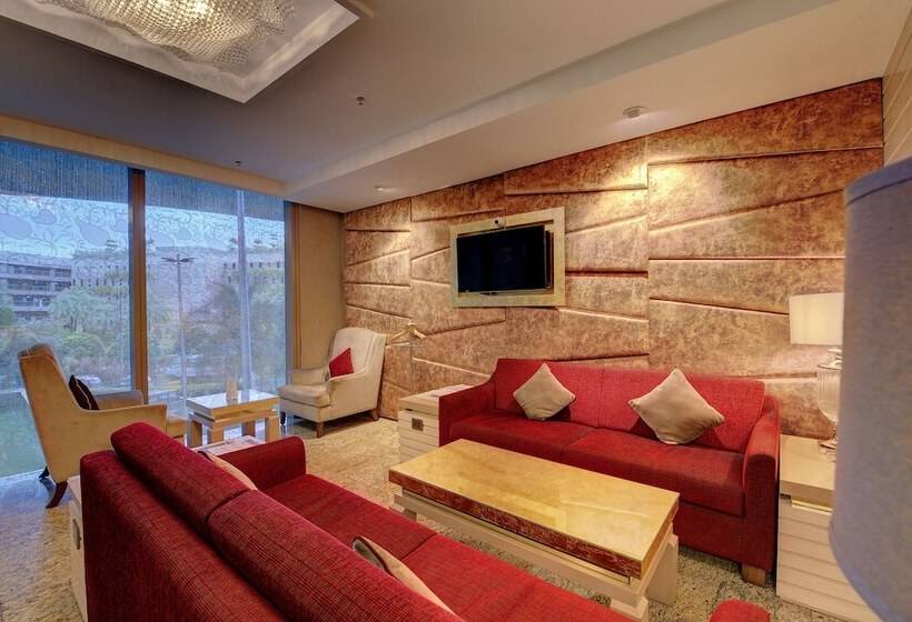 Niranta Transit Hotel Mumbai Airport