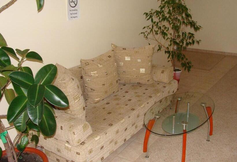 Fotos del hotel Lidia:  10