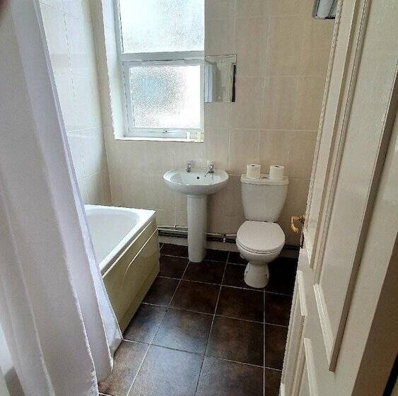 Fotos del hotel Rivelyn:  15