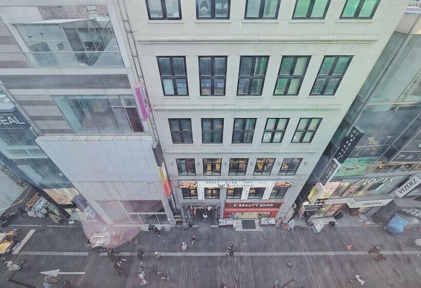 Ekonomy  Myeongdong Premier