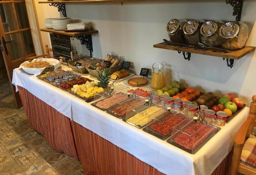 Fotos del hotel Colonial de Santillana:  12