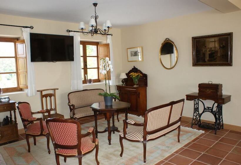 Fotos del hotel Colonial de Santillana:  23