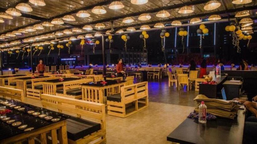 Fotos del hotel Rajdeep Inn:  3