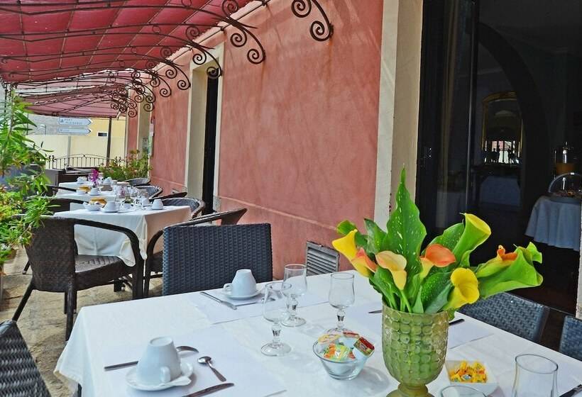 Fotos del hotel Restaurant Christophe Colomb:  14