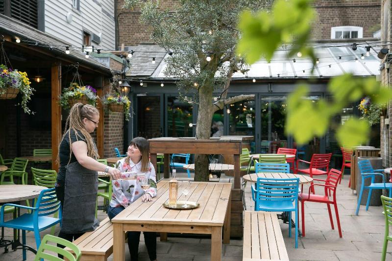 Fotos del hotel Rose And Crown:  10