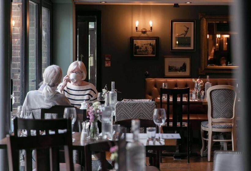 Fotos del hotel Rose And Crown:  23