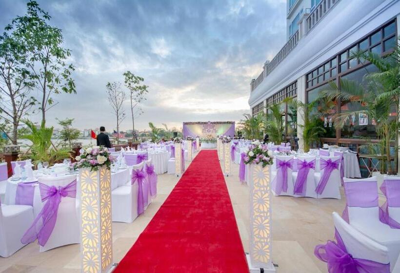 Fotos del hotel Sokha Phnom Penh Residence:  8