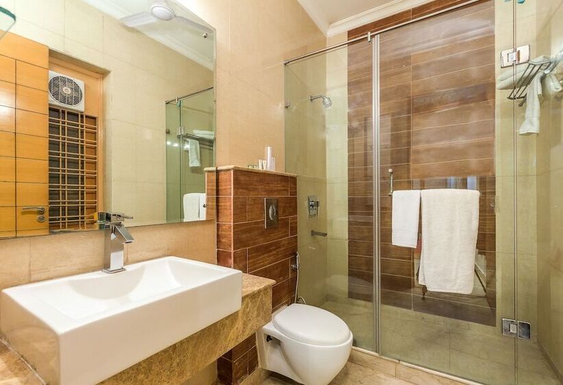 Fotos del hotel Treebo Aambson View:  15