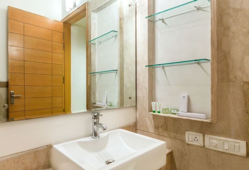 Fotos del hotel Treebo Aambson View:  18